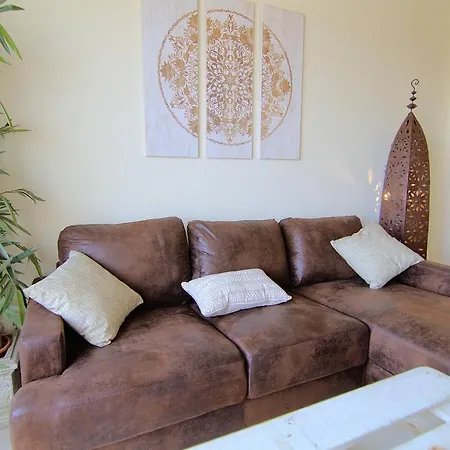 Apt10-Calanova *
